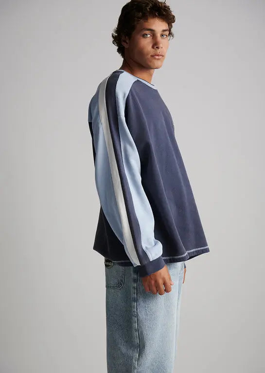 Sweatshirt vintage bleu clair Ghanda - Unisexe